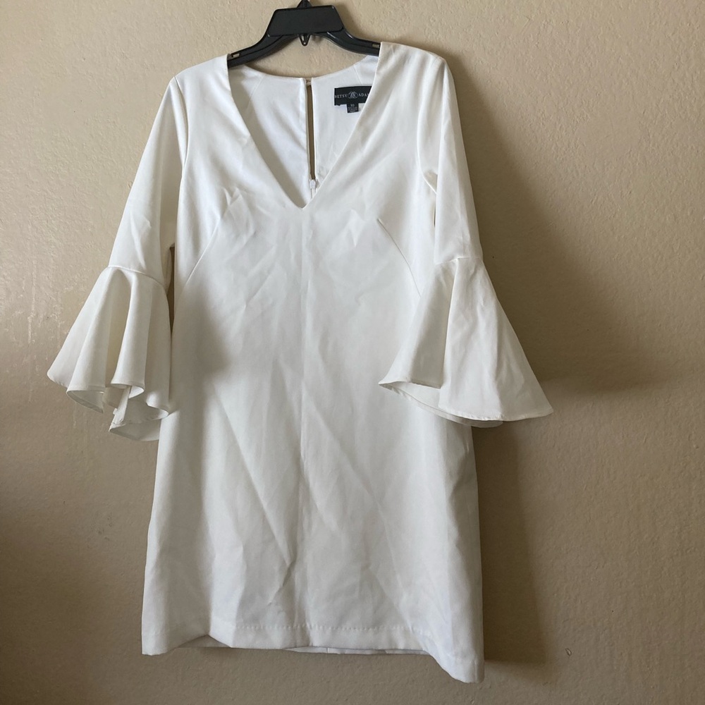 Bestsy Adams 3/4 sleeve v-neck dress